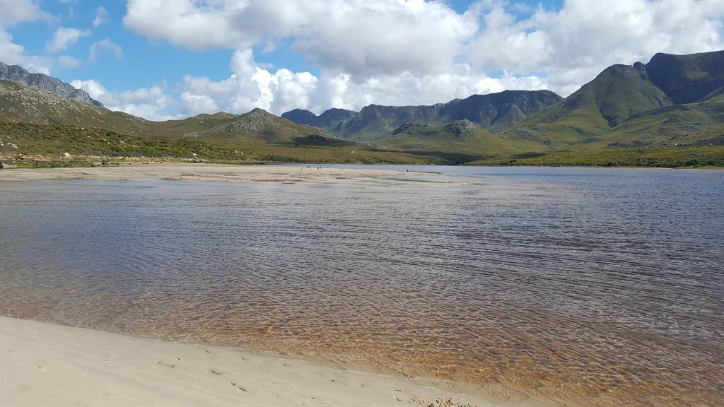 La Mer Seafront Selfcatering Accommodation Kleinmond Exterior foto